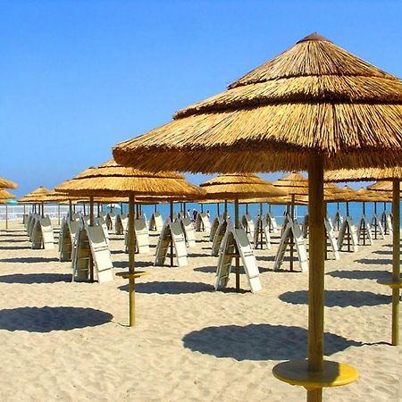 Hotel La Terrazza Barletta Esterno foto
