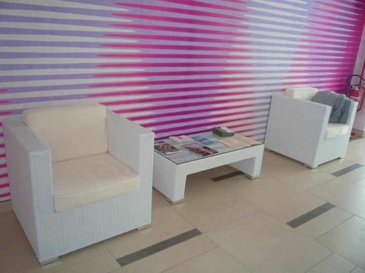 Hotel La Terrazza Barletta Esterno foto
