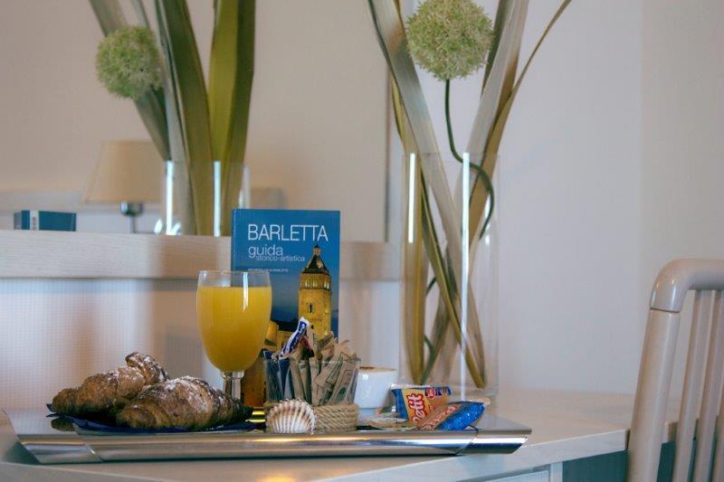 Hotel La Terrazza Barletta Esterno foto