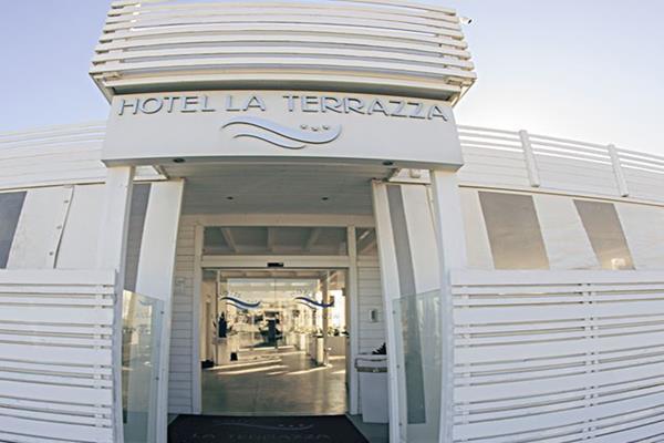 Hotel La Terrazza Barletta Esterno foto